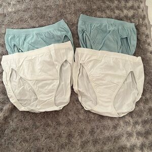 Bali Hi-Cut Panties 4 Pairs 6/7 NWOT
